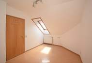 Zweifamilienhaus mit großem Grund in Neumarkt, Bezirk Melk