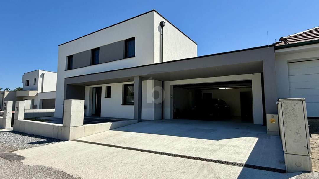 TOP MODERN & HOCHWERTIG MIT DOPPELGARAGE U. 30 QM NEBENGEBÄUDE