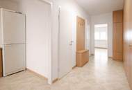 Großzügige 2-Zimmer-Wohnung mit Balkon | U-Bahnnähe