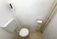 Schwechater Hauptplatz | 2 Zimmer Wohnung mit großzügiger Küche | ca. 65 m² | Innenhoflage