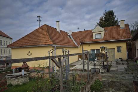 GEMÜTLICHES EINFAMILIENHAUS, Haus-kauf, 150.000,€, 2062 Hollabrunn