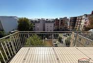 UNBEFRISTET - Helle 3-Zimmerwohnung mit Balkon nahe dem Esperantoplatz!