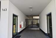 2-Zimmer-Wohnung mit Loggia und Zugang zum Seegrundstück