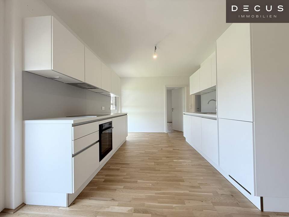 / BALKON / 3 ZIMMER / VERFÜGBAR AB SOFORT / GUTE AUFTEILUNG