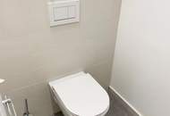 Mitten in der Stadt / zum Innenhof ausgerichtet / 2 Zimmer / Balkon!