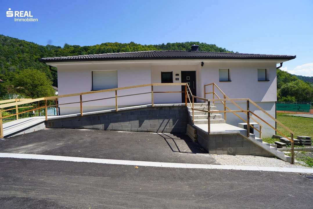 Modernes Wohnen im Bungalow in ruhiger Siedlungsrandlage - Haus mit Terrasse, großem Garten und hochwertiger Innenausstattung