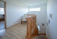 Exklusives Niedrigenergie-Einfamilienhaus mit Vollkeller auf 1.008 m² Grundstück in ruhiger Bestlage von Pixendorf