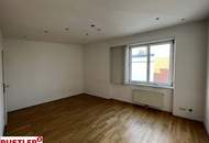 Hofruhelage und Dachterrasse in der Neubaugasse