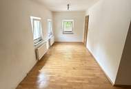 Großzügiges Einfamilienhaus mit XXL-Doppelgarage &amp; viel Potential in Steinerkirchen an der Traun