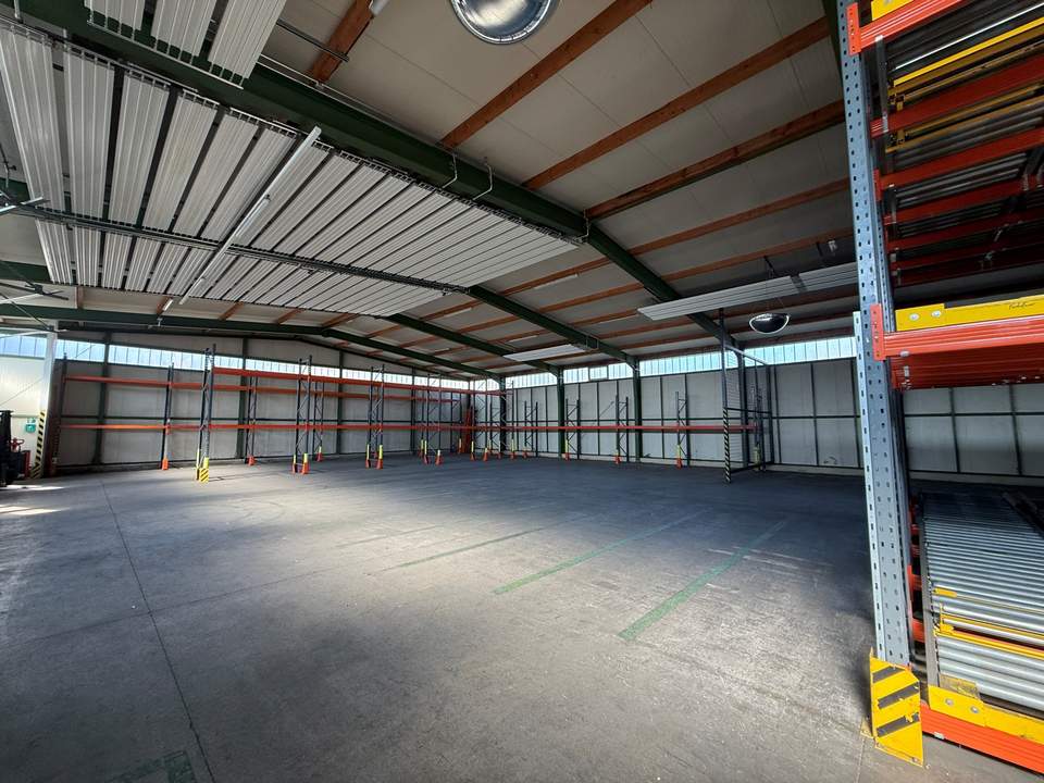 Lagerhalle (367,88m²) mit flexibler Vergrößerungsmöglichkeit zu vermieten