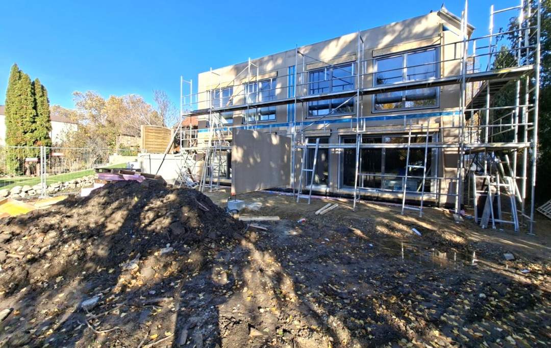 PROVISIONSFREI! Einmalige Doppelhaushälfte mit Top-Ausstattung auf Eigengrund