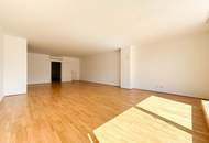 Großzügige DG-Wohnung nahe Hugo Wolf Park