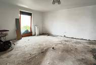 HANDWERKER BENÖTIGT - HAUS ZU SANIEREN - SCHÖNES GRUNDSTÜCK - MANNERSDORF/M.