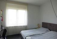 Wohnhaus mit großzügigem Nebengebäude und sonnigem Grundstück in Kirchfidisch