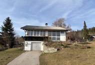 Wohnhaus mit Panoramablick und großem Garten