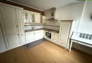 Gemütliche 2,5-Zimmer-Mietwohnung mit Balkon und Carport im Dachgeschoss in +++ St. Lorenzen +++