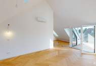 Traumhafte Dachwohnung im Hietzinger Cottage I Altbaujwel