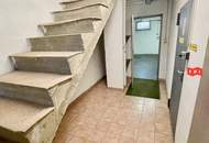 Großzügiges 985m² Baugrundstück mit ca. 150m² Einfamilienhaus mit Terrasse u. Garage in wunderschöner Lage Nähe Mühlwasser