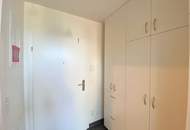 MODERNE DACHGESCHOSS-WOHNUNG mit TERRASSE