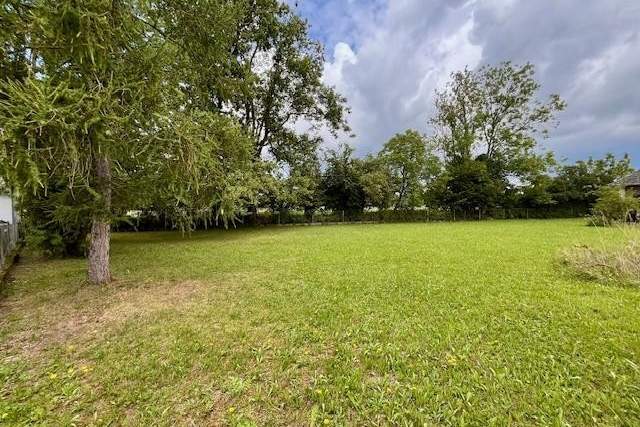 Ruhig gelegenes Baugrundstück am Stadtrand von Wels zu verkaufen, Grund und Boden-kauf, 279.840,€, 4600 Wels(Stadt)