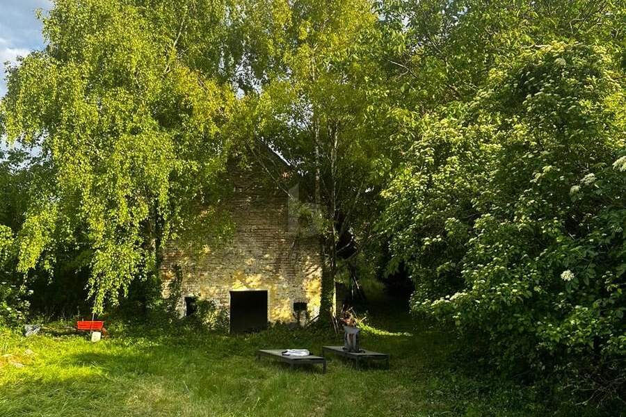 IDYLLISCHES BAUGRUNDSTÜCK: RUHEOASE MIT POTENZIAL, Grund und Boden-kauf, 140.000,€, 2165 Mistelbach