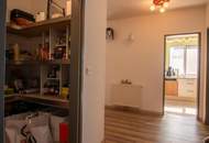 Schöne 3 Zimmer Wohnung mit Ausblick ins Grüne