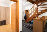 Familienfreundliches Mehrfamilienhaus mit Fernblick über Kierling – 2 Wohneinheiten mit Potenzial !