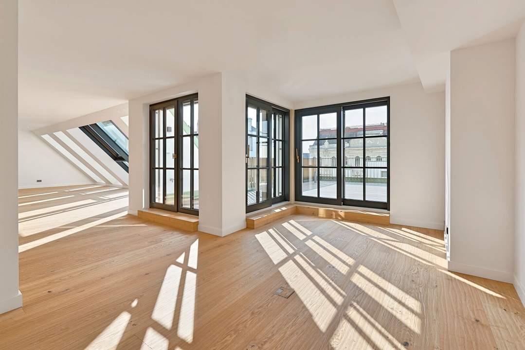 LUXUS-PENTHOUSE DIREKT AM NASCHMARKT! Grandiose Dachterrasse mit traumhaften Wienblick