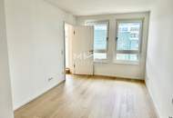 Provisionsfrei: 4. Etage mit Weitblick - Luxuriös Wohnen im exklusiven Prachtgarten