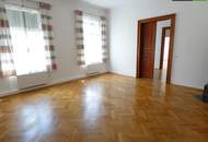 Luxuriöse Altbauwohnung mit großer Wohnküche, möbliertem Schrankraum &amp; sonnigem Eckbalkon im Kremplhof - Leoben Josefee