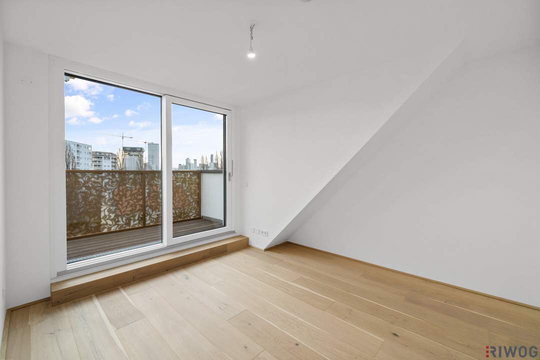 ERSTBEZUG Nähe U1 Kagraner Platz *** DG-Maisonette mit 45m² Terrassenfläche *** bei der Wagramer Straße