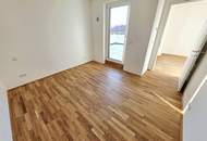 Viel Licht - Zwei Zimmer - Große Terrasse! Ideale Kleinwohnung mit dem extra WOW! Klimaaktiv Bronze! Ruhige Seitengasse + Luftwärmepumpe und Solaranlage + Perfekte Raumaufteilung + Garage!