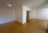 Hofseitige 1-Zimmer-Wohnung mit Balkon