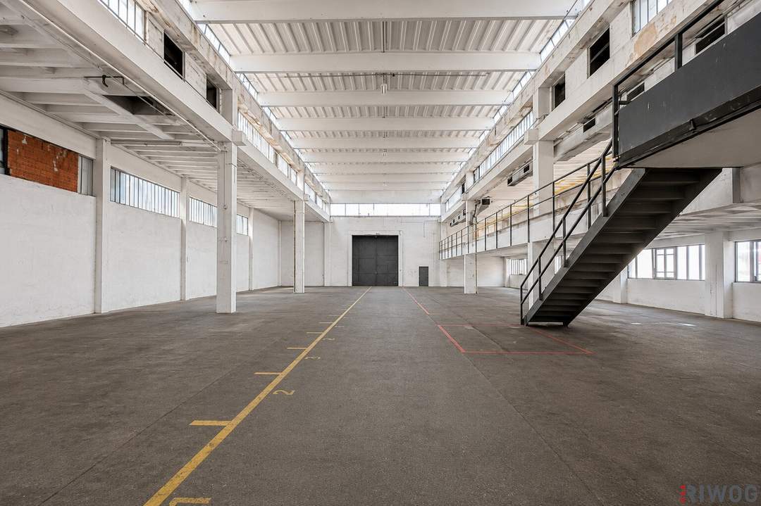 Kaltlagerhalle mit ebenerdiger Einfahrt | Autobahnnähe