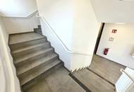 3 Zimmer. 3 Terrassen. Ein Zuhause! Genial - Lebens(t)raum Erfüller im Grünen - Klimaaktiv Bronze! Ab ins Dachgeschoss / Viel Lebensqualität! Wärmepumpe und Solaranlage + Naturnahe Gewässer ums Eck!