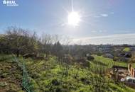 Rarität am Kirchberg – Exklusives Baugrundstück mit unverbaubarem Seeblick
