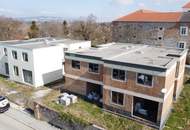 NEUBAU! Moderne Doppelhaushälfte mit Platz für jedes Familienmitglied !