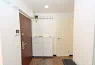 Großzügige Familienwohnung oder 3er WG Wohnung mit Balkon