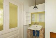 Zieglergasse - hofseitiger 2 Zimmer Altbau mit 11,18m2 großem Balkon