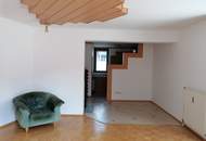 4 Zimmer Wohnung 97 m² mit kleinem Garten und Sichtglas Kaminofen