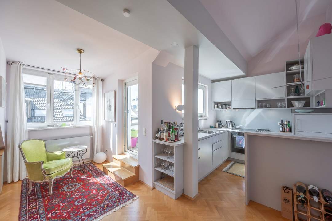 Design trifft Dachgeschoß | 72 m² | Terrasse | Stil, Licht & Luft