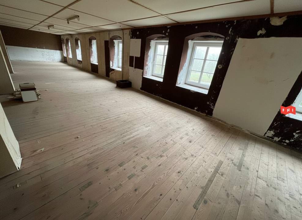 Lagerflächen mit günstiger Pauschalmiete in historischer Mühle Nähe A1/ A7 Ausfahrt beim Gewerbepark Franzosenhausweg in St.Martin bei Linz