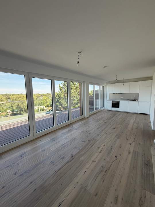 Traumhafter Donau-Blick – Moderne 2-Zimmer-Wohnung mit großer Terrasse (Provisionsfrei)