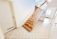 Summer Sale - WOW! Wohnen im Dachgeschoss mit Fernblick! Traumhaft saniertes Altbauhaus + Hofseitige Terrasse + Tolle Infrastruktur und Anbindung + Lebensqualität pur! Auch für Anleger interessant!