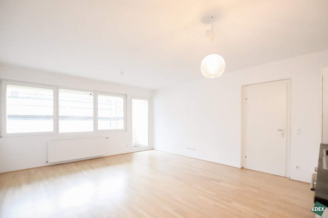 Ruhelage: Schöne 4-Zimmer-Wohnung mit Loggia nahe Belvedere