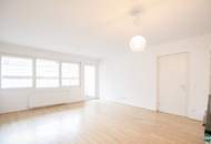 Ruhelage: Schöne 4-Zimmer-Wohnung mit Loggia nahe Belvedere