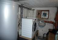 Gerneralsaniertes Anlegerhaus mit 2 Wohnungen oder Familien!