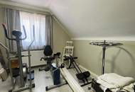 Einfamilienhaus mit toller Aussicht und großen Garten – perfekt für junge Familien