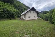 Einfamilienhaus mit großem Grundstück in naturnaher Lage von Schwarzenbach