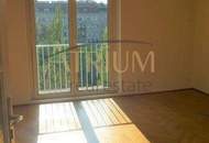 67 m² 2-Zimmer Wohnung mit Wohnküche und direktem Blick auf den Donaukanal , WG-geeignet!